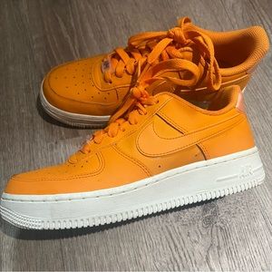NIKE AIR FORCE 1 LOW